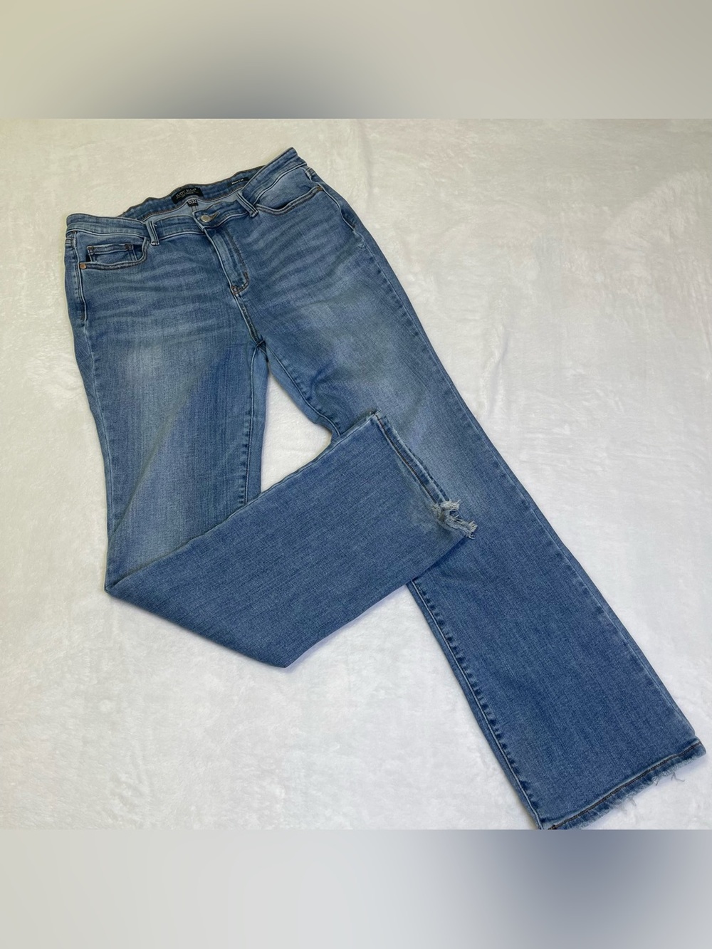 Judy Blue Mid-Rise Vintage Bootcut Jeans 15/32 Medium Wash Stretch 82547